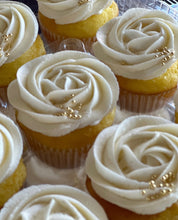 Load image into Gallery viewer, Pumpkin Spice &amp; Everything Spiked Workshop | Thurs Oct 9th | 6:30PM

